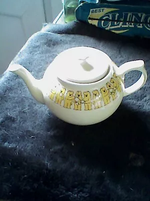 Buy Vintage Wade Royal Victoria Pottery Country Life Butter Ceramic Teapot • 6.99£