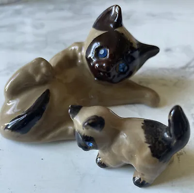 Buy Weetman Giftware Siamese Cat & Kitten Blue Glass Eyes Antique Collectible • 20£