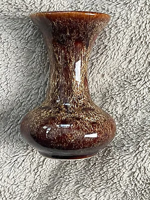 Buy Vintage Vase In Brown - Fosters Studio Cornwall • 12.15£