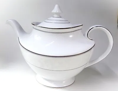 Buy Royal Doulton White Teapot 'Anthea'  English Bone China, Great Condition • 24.99£