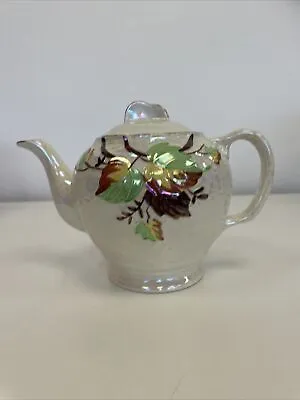 Buy Maling Ringtons Embossed 'Autumn Leaves' Lustre Teapot • 9.95£