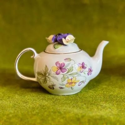 Buy Royale Stratford Country Cottage Teapot Collection - Viola Tricolor • 20£
