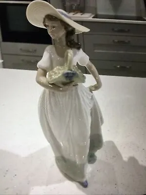 Buy Nao By Lladro - Girl Holding A Basket - • 20£