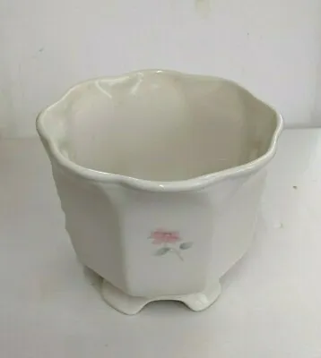 Buy Vintage Arthur Wood Floral Design Planter/Vase (6166) • 10.50£