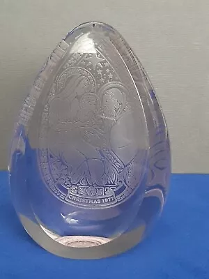 Buy Wedgwood Clear Glass Christmas Paperweight 1977. • 2.50£
