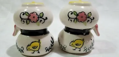 Buy Vtg Salt & Pepper Shakers JAPAN TEAPOTS W/ BABY CHICKS Unusual Form Porcelain D3 • 11.84£