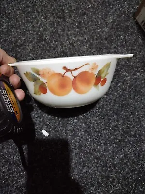 Buy Pyrex Bowl, Peach Pattern • 14.99£