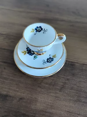 Buy La Reine Fine Bone China Miniature Blue Flower Tea Set • 10£