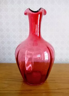 Buy Cranberry Glass Vase • 7.50£