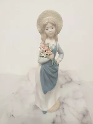 Buy NAO BY LLADRO - GIRL HOLDING FLOWERS W/ PUPPY- Puppy Missing (H12) • 8.99£