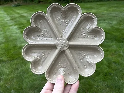 Buy Williamsburg Divided Heart Shaped Shortbread Cake Cookie Mold Dish Plate MMA • 23.05£