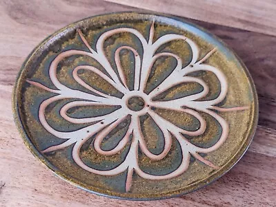 Buy Vintage Bembridge Flower Plate By Martin Gilchrist Isle Of Wight Studio Pottery • 15£