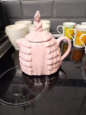 Buy Vintage Sadler  Ye Daintee Lady ' Pink Teapot. 7  • 35£
