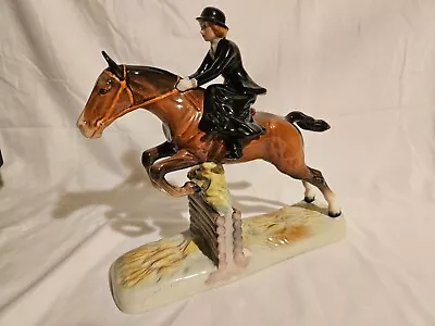 Buy RARE BESWICK MODEL 982 HUNTSWOMAN SIDE SADDLE JUMPING HORSE Figurine, Style One • 225£