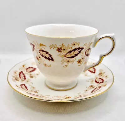 Buy VTG Queen Anne Red Leaf Teacup & Saucer 8574 Bone China Made In England • 14.23£