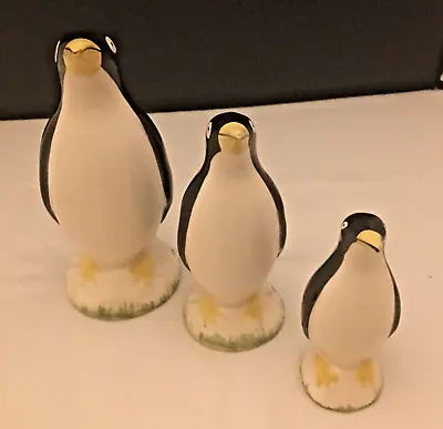 Buy Vintage Trio Of 3 Graduated Hand Painted Art Pottery Penguin Family 6/5/4. Inch • 17.50£