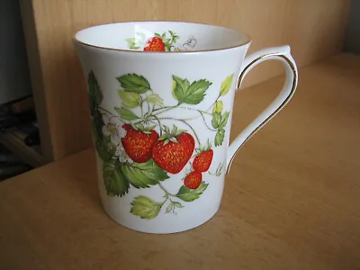 Buy Queens Rosina China Virginia Strawberry Mug • 4.95£