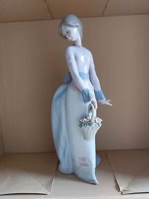 Buy Lladro Basket Of Love Figurine #7622 By Jose Puche Collectors Society 1994 • 49.99£