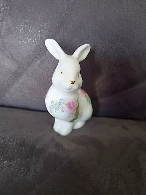 Buy Rabbit Ornament By Aynsley With The Wild Tudor Pattern  • 16.99£