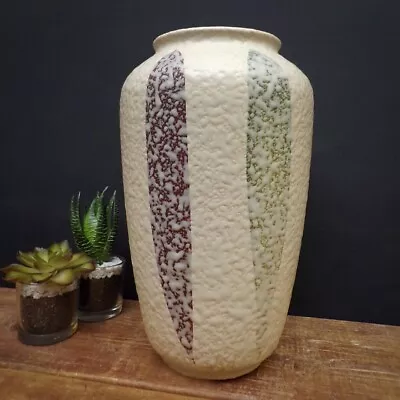 Buy West German Pottery Vase Oval White Textured 1970s Retro Ceramic Bay Keramik 10  • 25£