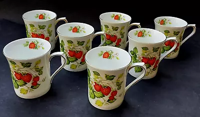 Buy Seven Bone China Queens China Virginia Strawberry Mugs • 35.10£