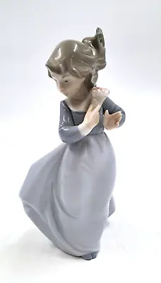 Buy Nao Lladro Girl With Flowers In Wind 19cm Tall T2510 C3595 • 14.99£