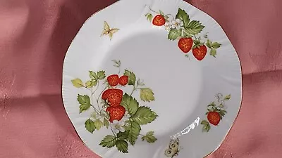 Buy Vintage Queen's Virginia Strawberry' Tea Plate 16.5cm • 4.75£