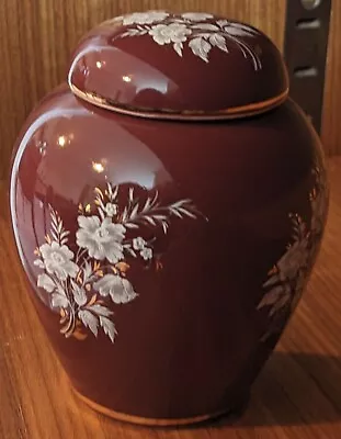 Buy Decorative Mini  Trinket  Red Urn With White Flowers - Prinknash Pottery • 6.84£