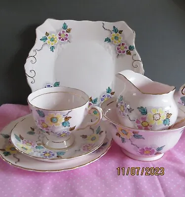 Buy Gorgeous Tuscan Pink Teaset + Flowers • 14.99£