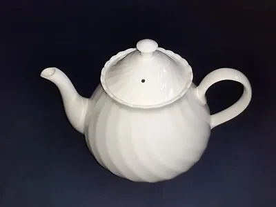 Buy Wedgwood Candlelight English China Rare Size Teapot 2 1/2  PT. V.G. Condition  • 39.95£