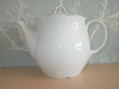 Buy White Porcelain Bavarian  4 Cup Teapot • 12£