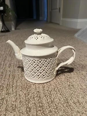 Buy Leedsware Creamware Latticed Porcelain Teapot • 47.42£