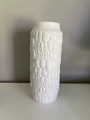Buy Kaiser 1960’s White Bisque Snake Vase  • 18.77£