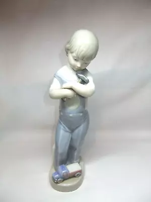 Buy Lladro Porcelain Figure Mechanic Boy Hammer Truck Dice Statue Spain Spanis 4897 • 19.99£
