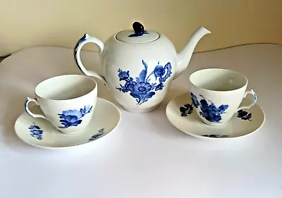Buy Royal Copenhagen Blue Flower Braided Teapot And Cups • 140£