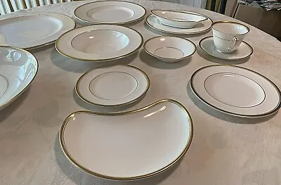 Buy Royal Worcester Viceroy Gold-plates, Bowls, Cups And Saucers • 40£