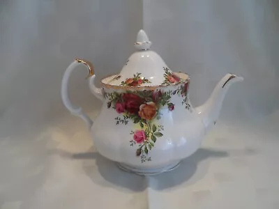 Buy Royal Albert, Old Country Roses Medium Tea Pot • 9.99£
