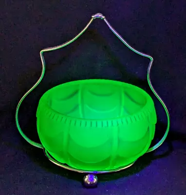 Buy Art Deco Uranium Carnival Vaseline Glass Dish Bowl + Chrome Stand • 24.99£
