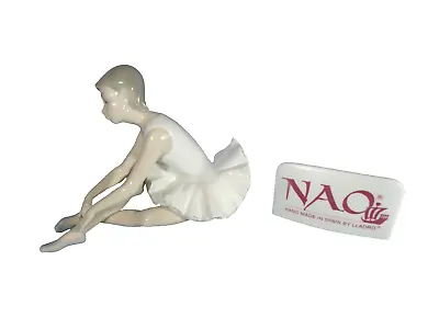 Buy Nao By Lladro Figurine Ballerina Ballet Girl Sitting By Vinicnte Martinez • 40£