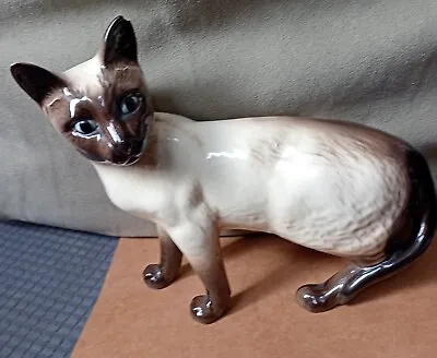Buy Lovely Vintage Beswick Siamese Cat Gloss Ceramic Figurine Ornament  • 10£