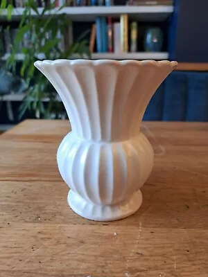 Buy Spode Velamour White Ribbed Urn Vase 12.5cm Tall • 12£