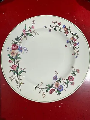 Buy Wedgwood Of Etruria And Barlaston Set Of Four Dinner Plates In Flower Patter • 15£