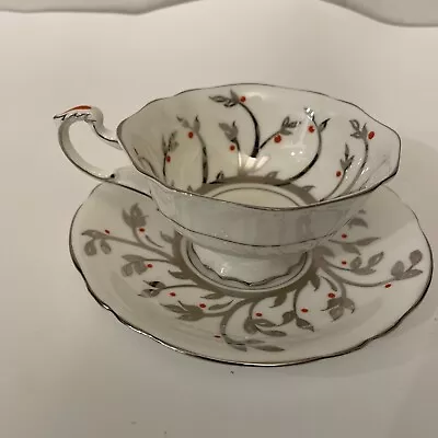 Buy Paragon By Appointment To Her Majesty The Queen Bone China Tea Cup And Saucer • 69.45£