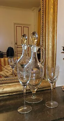 Buy Vintage Round Based Glass Decanter With Stopper And 2 Matching Glasses • 6.99£