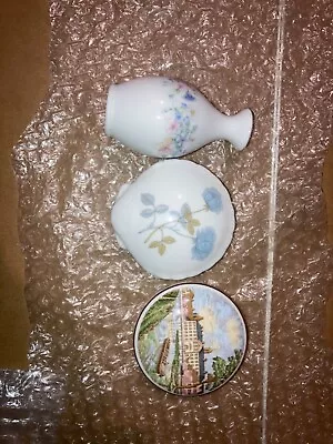 Buy Wedgewood Pottery Collection • 3.99£