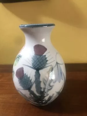 Buy The Tain Pottery Vase - Scottish Pottery - Flowers And Bee • 5£
