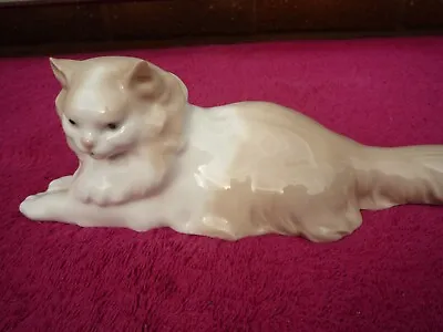 Buy Vintage Nao LLadro Persian Cat Recumbent Figurine No 0113 Excellent. • 15£