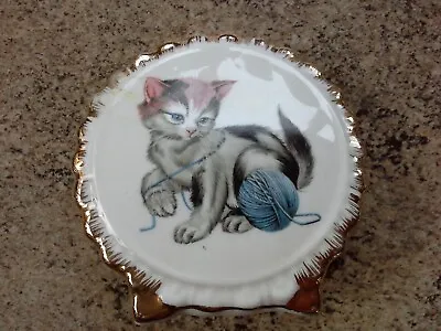 Buy  Pottery Cat Posy Vase • 3£
