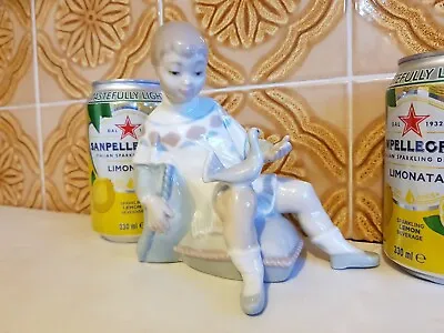 Buy NAO / Lladro Spain - Porcelain - CHILD With A DOVE - 5½  High - Figurine Mn.216 • 25£