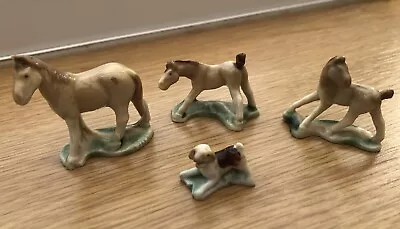 Buy Wade Whimsies ‘Set Five’ 1956-59 4 Figures Horses And Beagle  • 5.52£